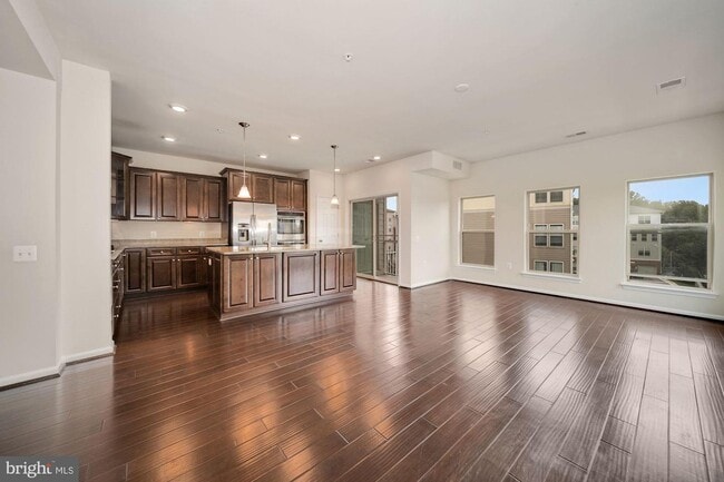 Primary Photo - 540 Copley Pl