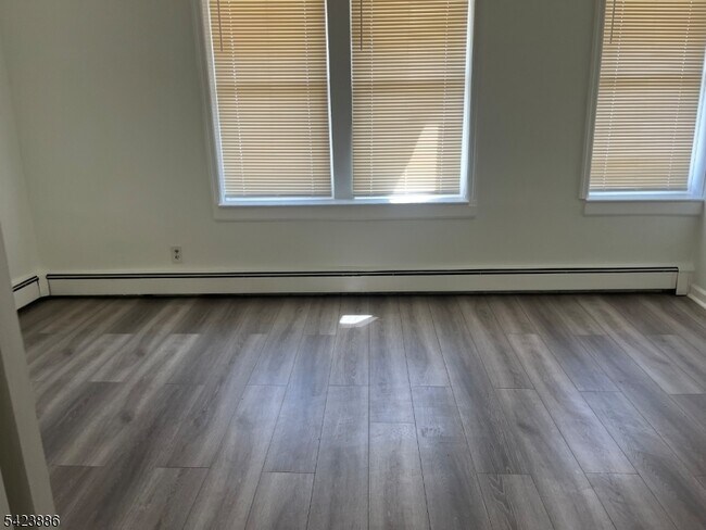 Building Photo - 279 Belmont Ave