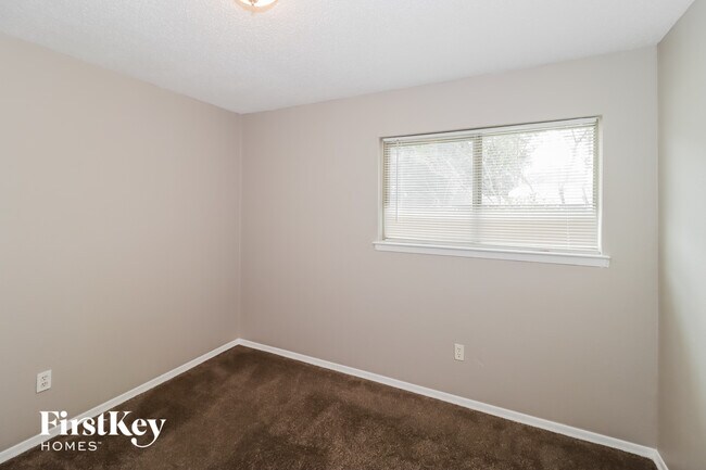 Building Photo - 1805 Japonica Ln