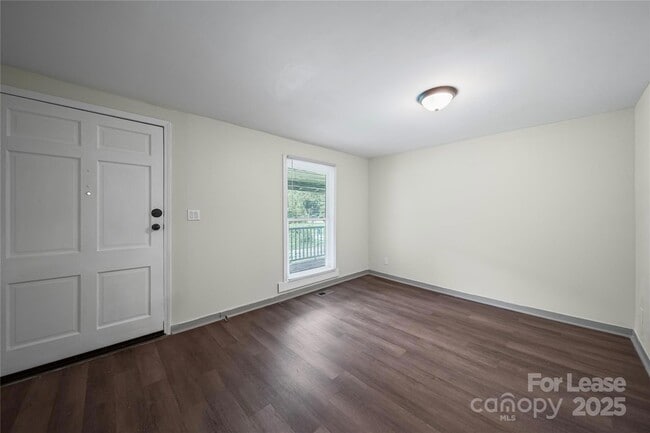 Building Photo - 202 Horne Rd