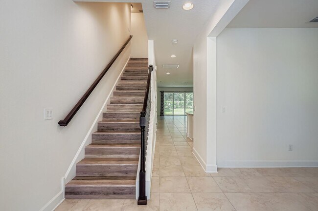 Building Photo - This property leaves nothing behind