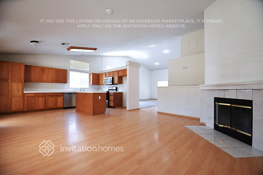 Building Photo - 44056 Freer Way