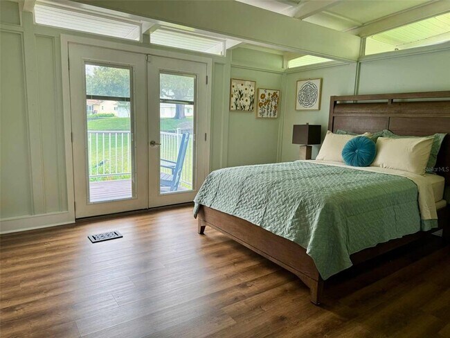 Building Photo - 3012 Grand View Ave