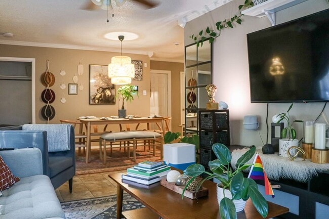 Building Photo - Coming soon....Super Cute Stylish Home w/ Modern Upgrades