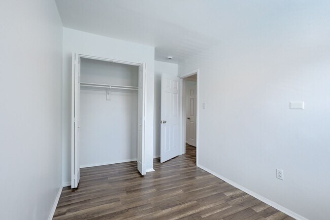 Building Photo - Amazing 3 BR/1.5 BA Townhome in Landover!