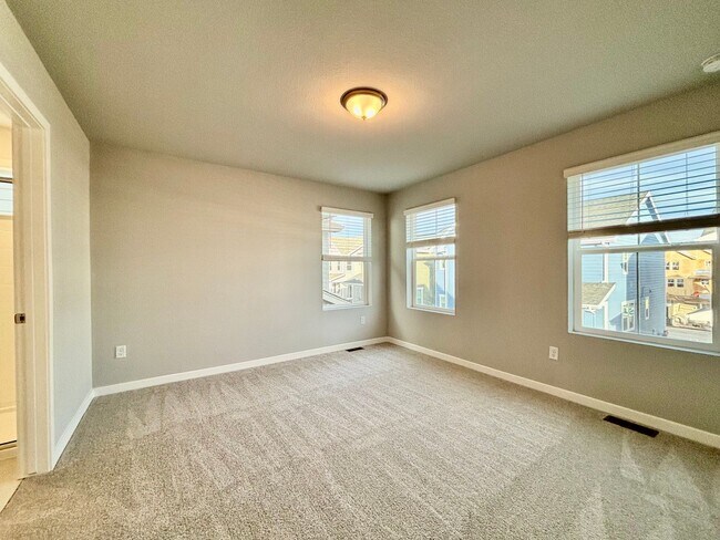 Building Photo - Spacious 4-Bed, 2.5-Bath New-Build in North Fort Collins