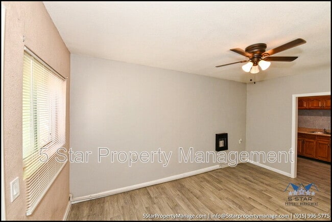 Building Photo - 1212 N Laurel St