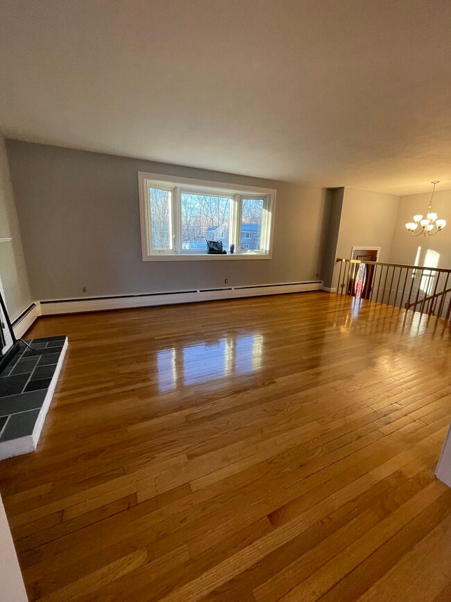 Living Rm - 59 Cobblestone Way