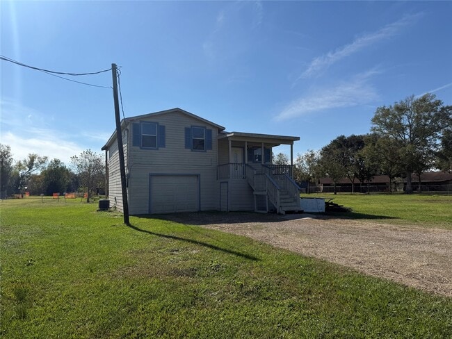 Building Photo - 14005 Alles House Rd