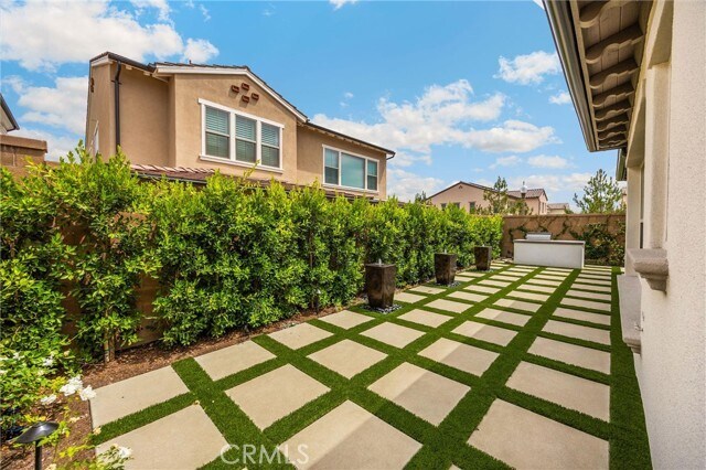 Building Photo - 122 Oakstone