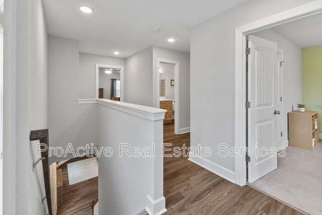 Building Photo - 9575 14th Bay St