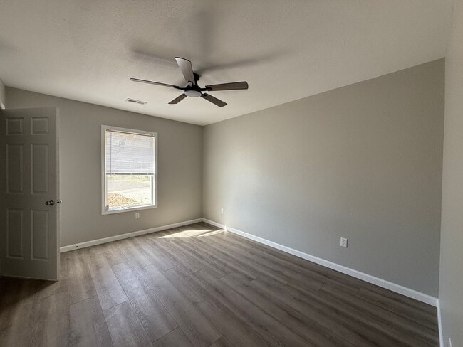 Building Photo - 156 Perseverance Dr