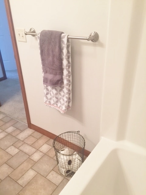 Building Photo - 3 Bedroom Condo Overlooking Pond!