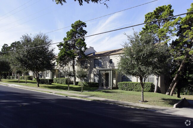 Primary Photo - Bel-Aire Apartments