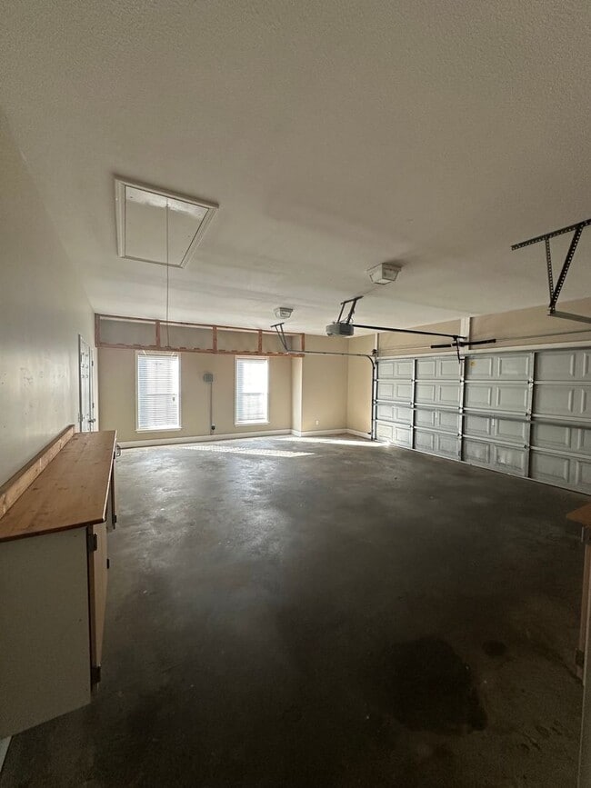 Building Photo - Cotton Creek!!!  4 Bedroom Home!