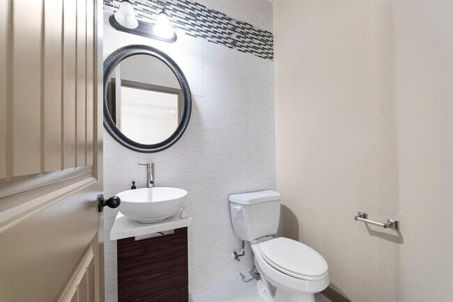Building Photo - 15312 Spillman Ranch Loop