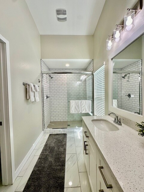 Building Photo - 3006 N 34th St