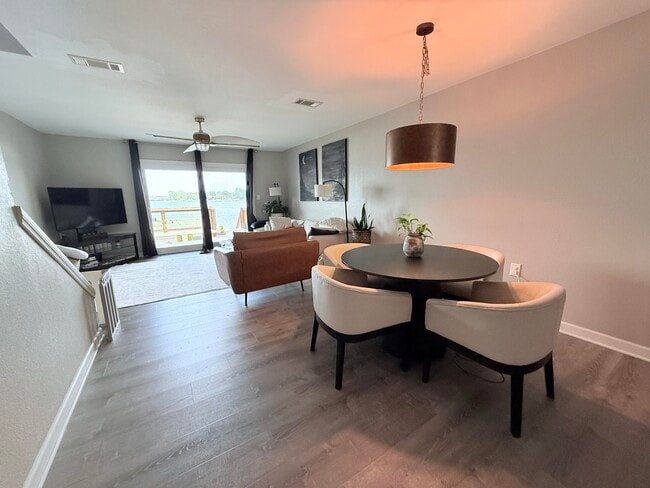 Building Photo - 206 Snug Harbour Dr