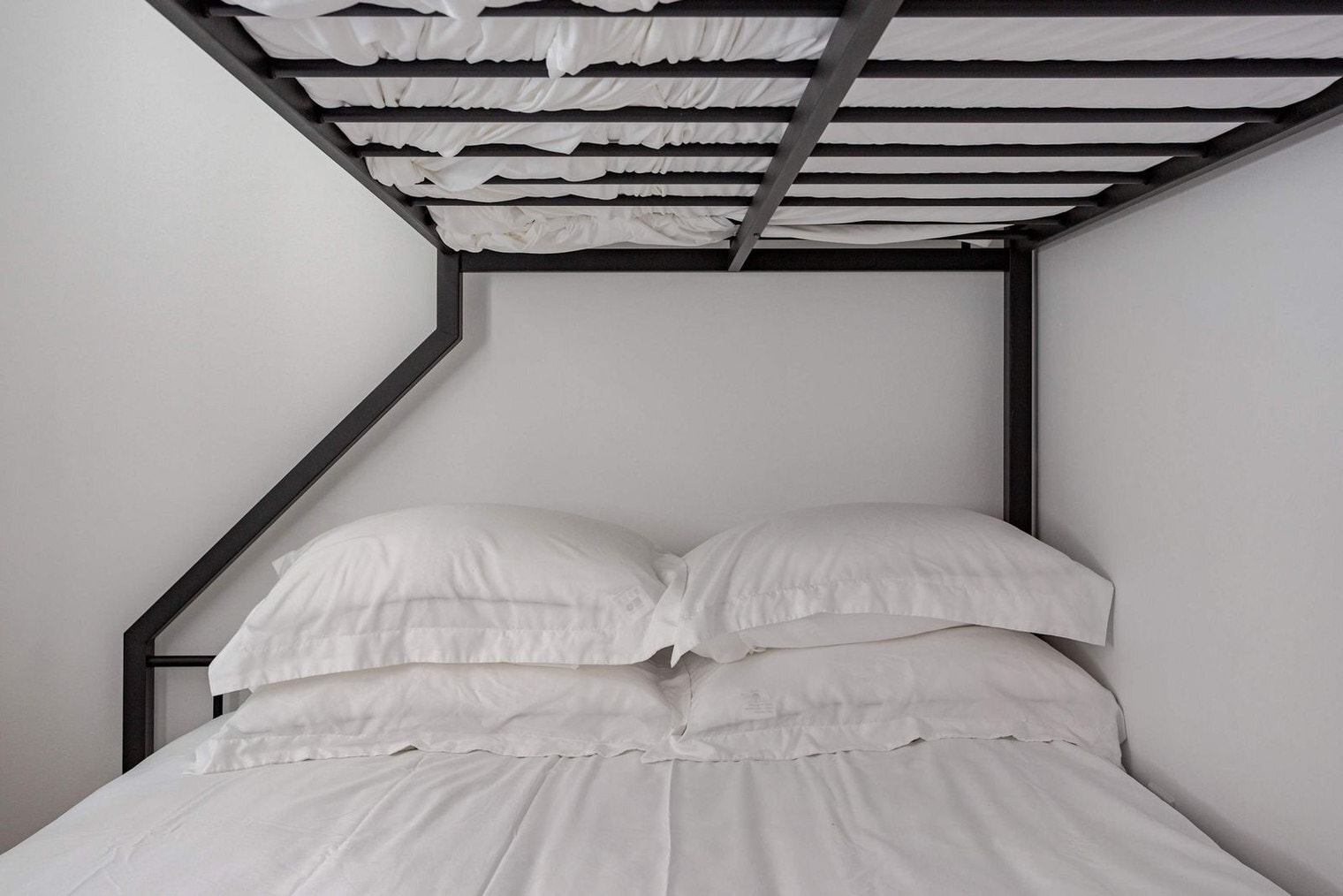 Building Photo - 1384 Ridge Ave