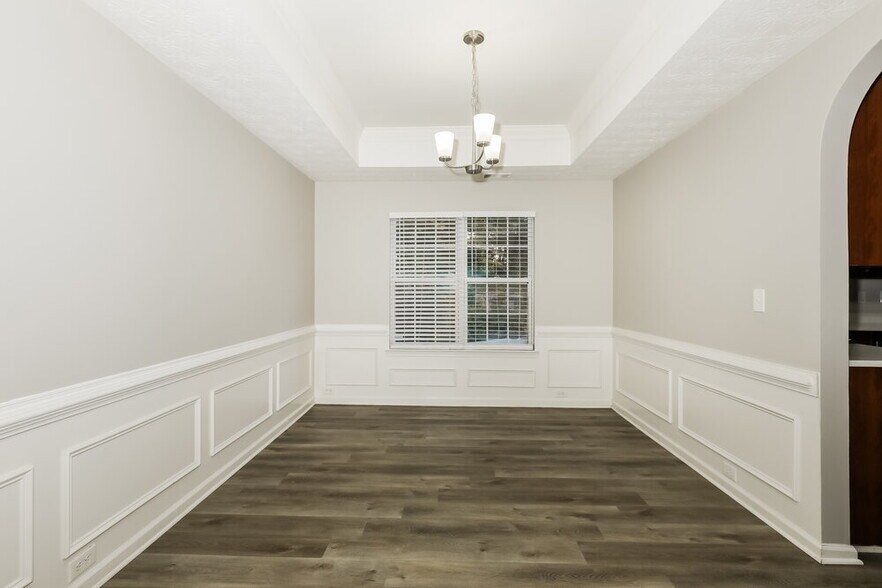Building Photo - 135 Greenland Dr
