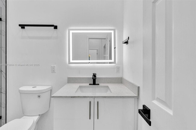 Building Photo - 5850 NE 3rd Ave