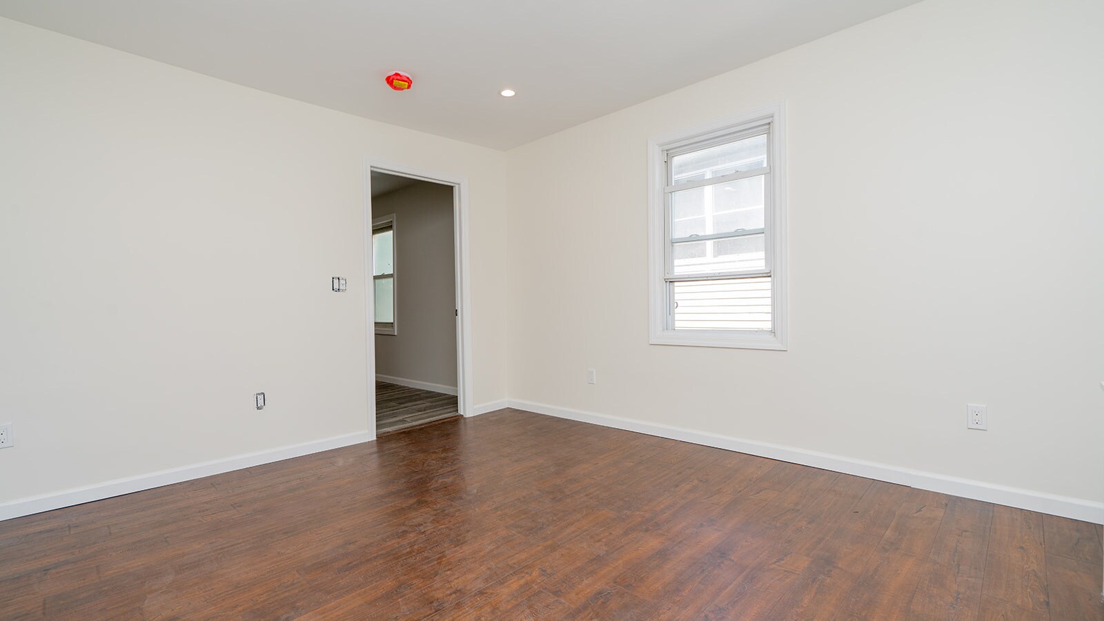 Building Photo - 203 Waverly Ave