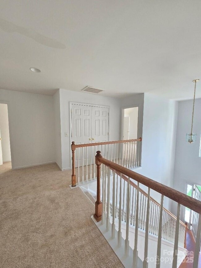 Building Photo - 4021 Fifendrum Ln