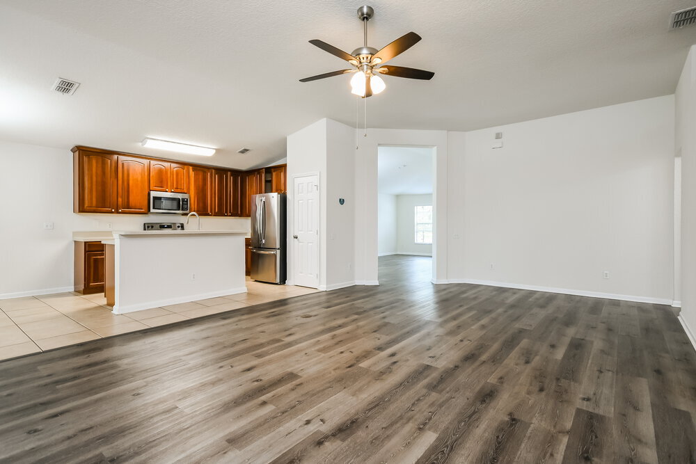 Building Photo - 2258 Meadow Oak Cir