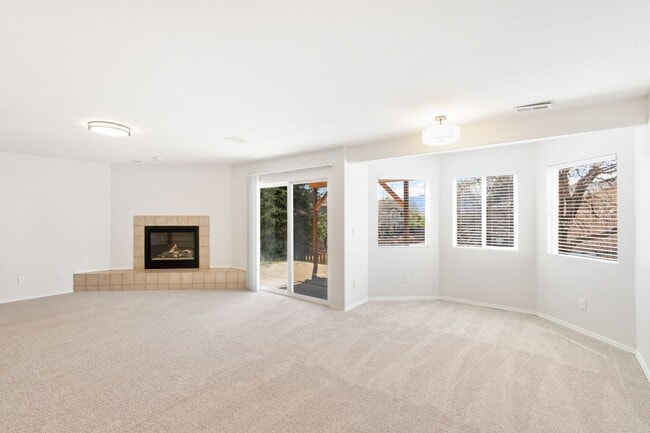 Building Photo - 5330 Roundup Dr