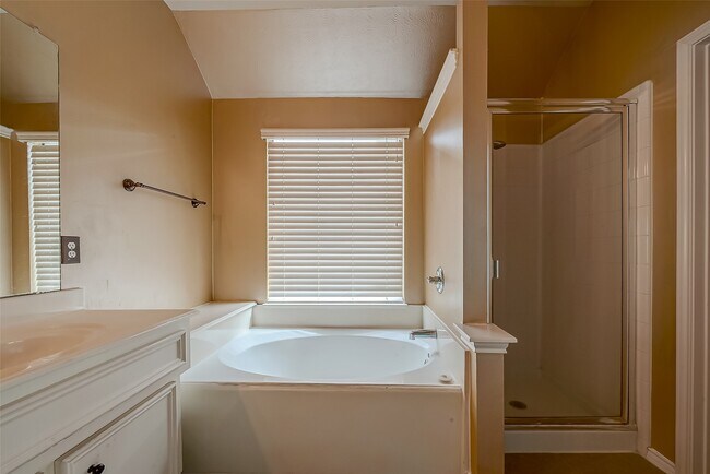 Building Photo - 2102 Cory Crossing Ln