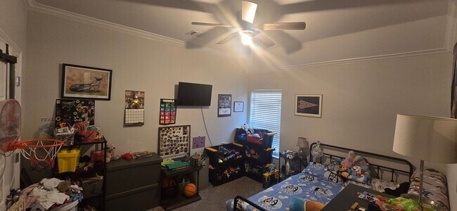 Building Photo - Waterford Bend Subdivision (3 Bedroom 2 Bathroom)