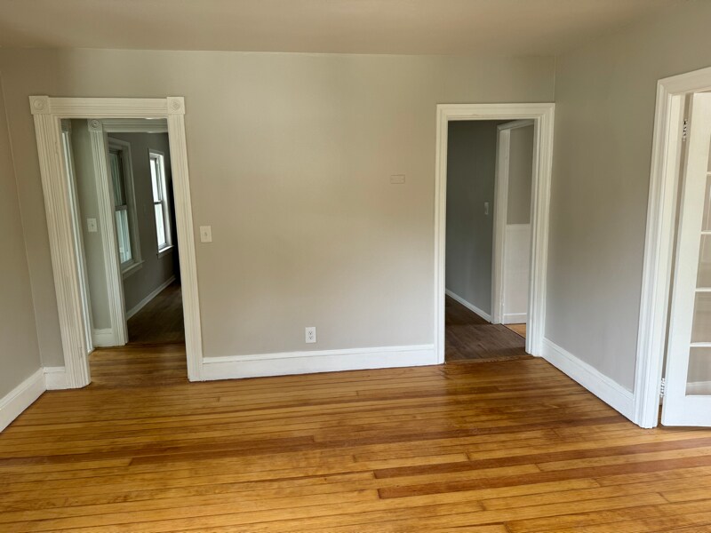 Building Photo - 3 Eastman St