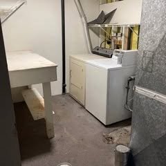 Building Photo - 55 W 990 S