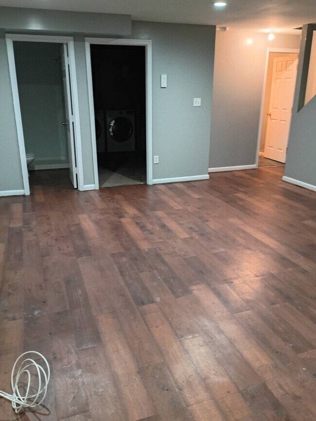 Building Photo - 8901 Harkate Way