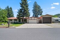 Building Photo - 4 Bed 3 Bath Home in Cul-de-sac with Massive 18X40 insulated shop