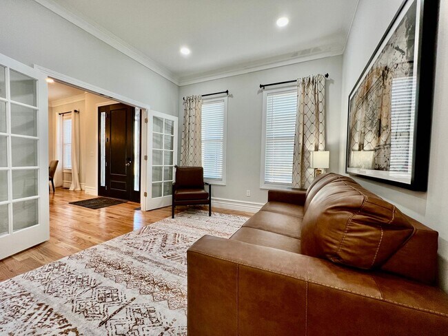 Building Photo - 4827 Granada Ct
