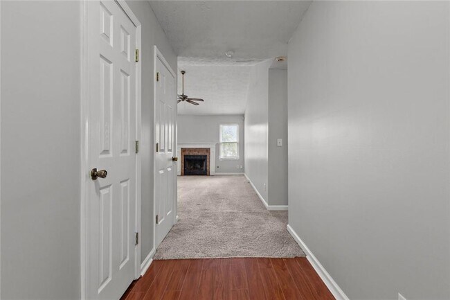 Building Photo - 2979 Sentinel Cir