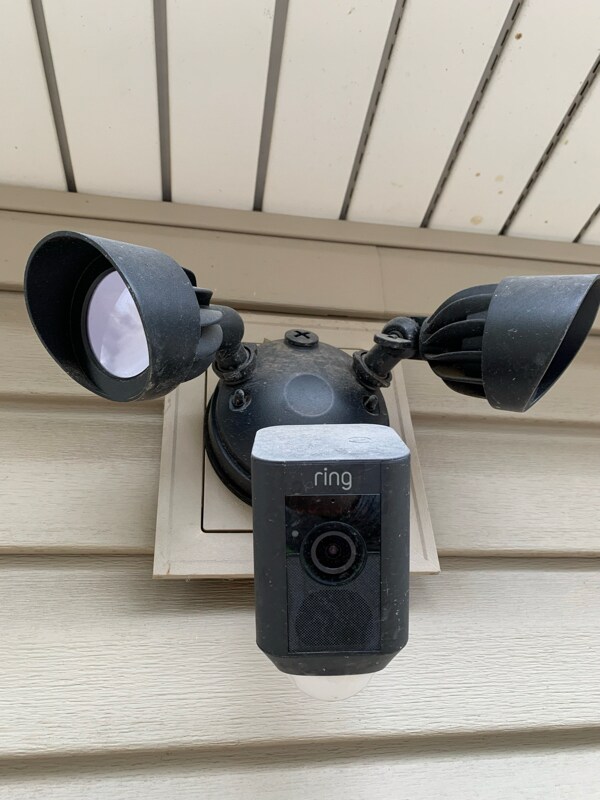 Building Photo - 624 NE 39th Terrace