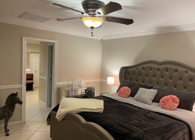 Building Photo - 6816 Osborne Dr