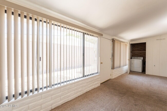 Building Photo - 13001 N 113th Ave