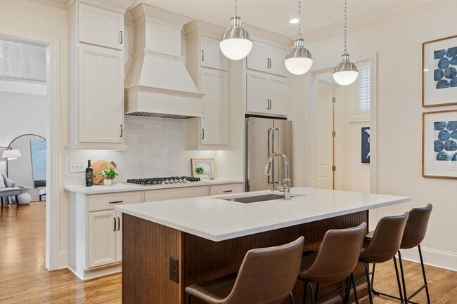 Building Photo - 1036 Clifton St