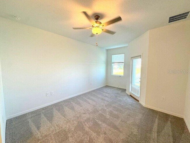 Building Photo - 10315 Honey Hammock Wy