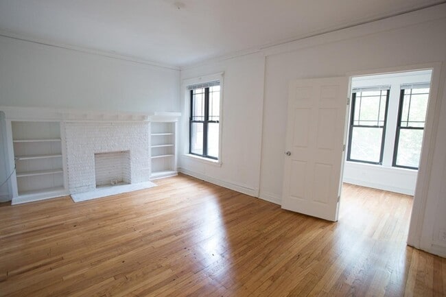 Floorplan - 5452 S. Ellis Avenue