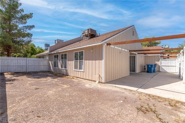 Building Photo - 6417 Addely Dr