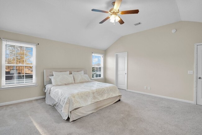 Building Photo - Like New Home for Rent in Hinesville!