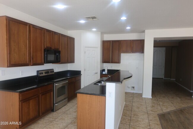 Building Photo - 5316 W El Cortez Trail