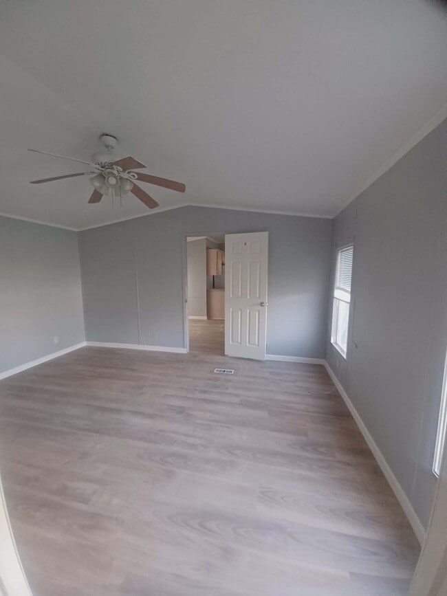 Building Photo - 8623 Bloombury Ln