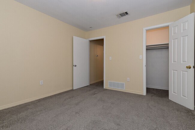 Building Photo - STANFORD.3406 A-B