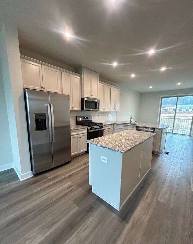 Building Photo - 168 Bethlehem Pl