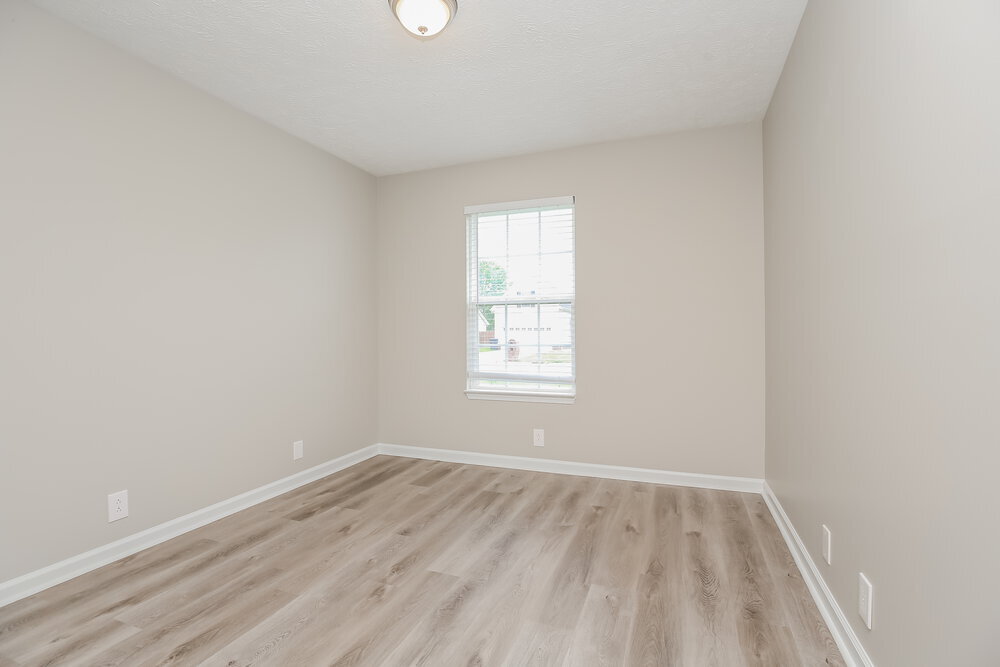 Building Photo - 3157 Holsted Dr